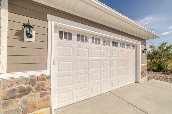 Garage Lifting in Saint Clair Shores